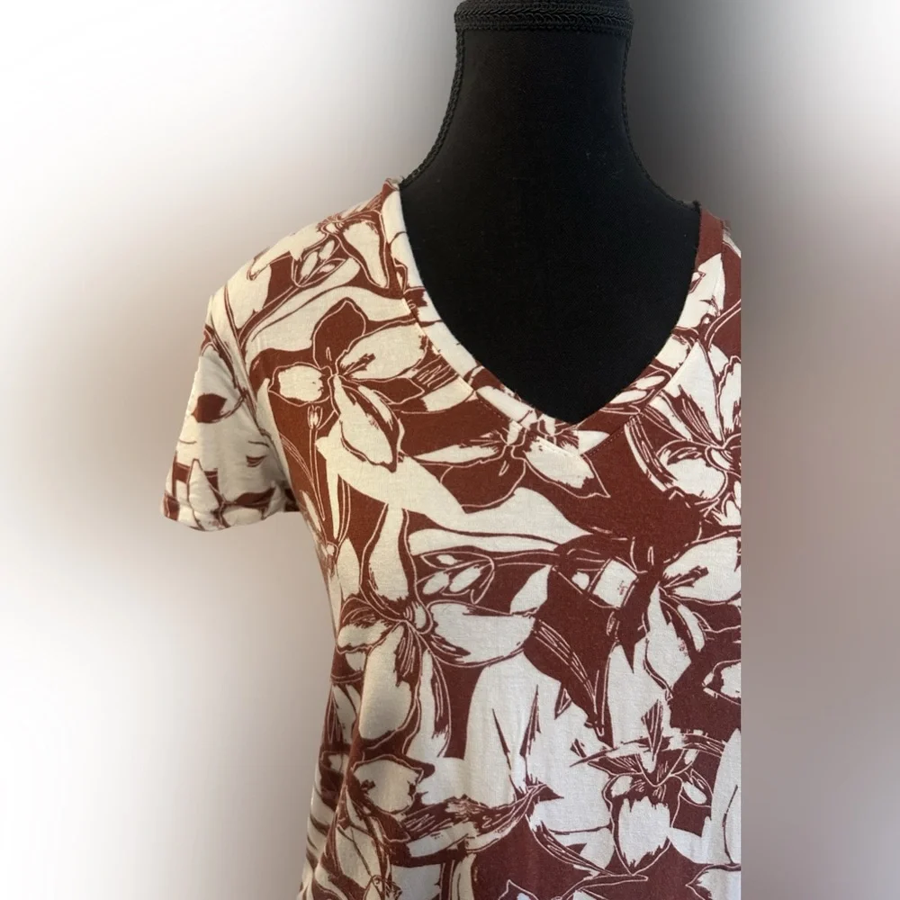 Nine West T-Shirt - Picture 2 of 4